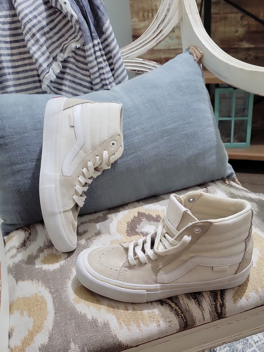 Vans Sk8-Hi Style Suede High-Top Sneakers in Cream, Ivory Mens 5.5 Womens 7,